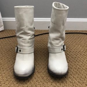 Mia limited edition boots